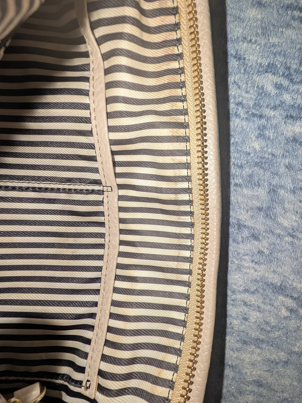 kate spade Pebbled Leather Crossbody Bag in Light Taupe